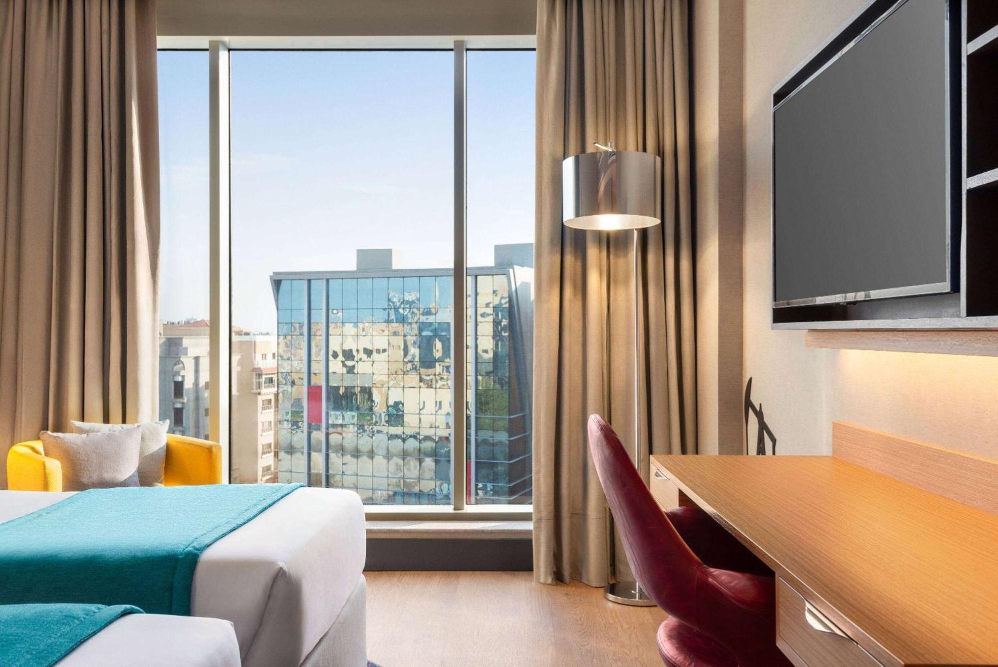 Hotel Ramada Encore Corniche Al Khobar
